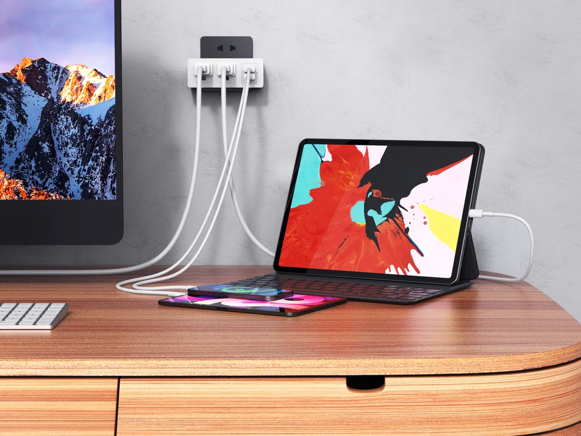3 Plug With USB Outlet - Image 4