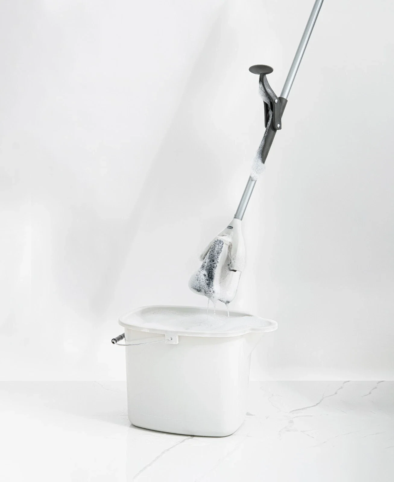 Superio Microfiber Self-Wring Mop | Washable Pad - Image 5