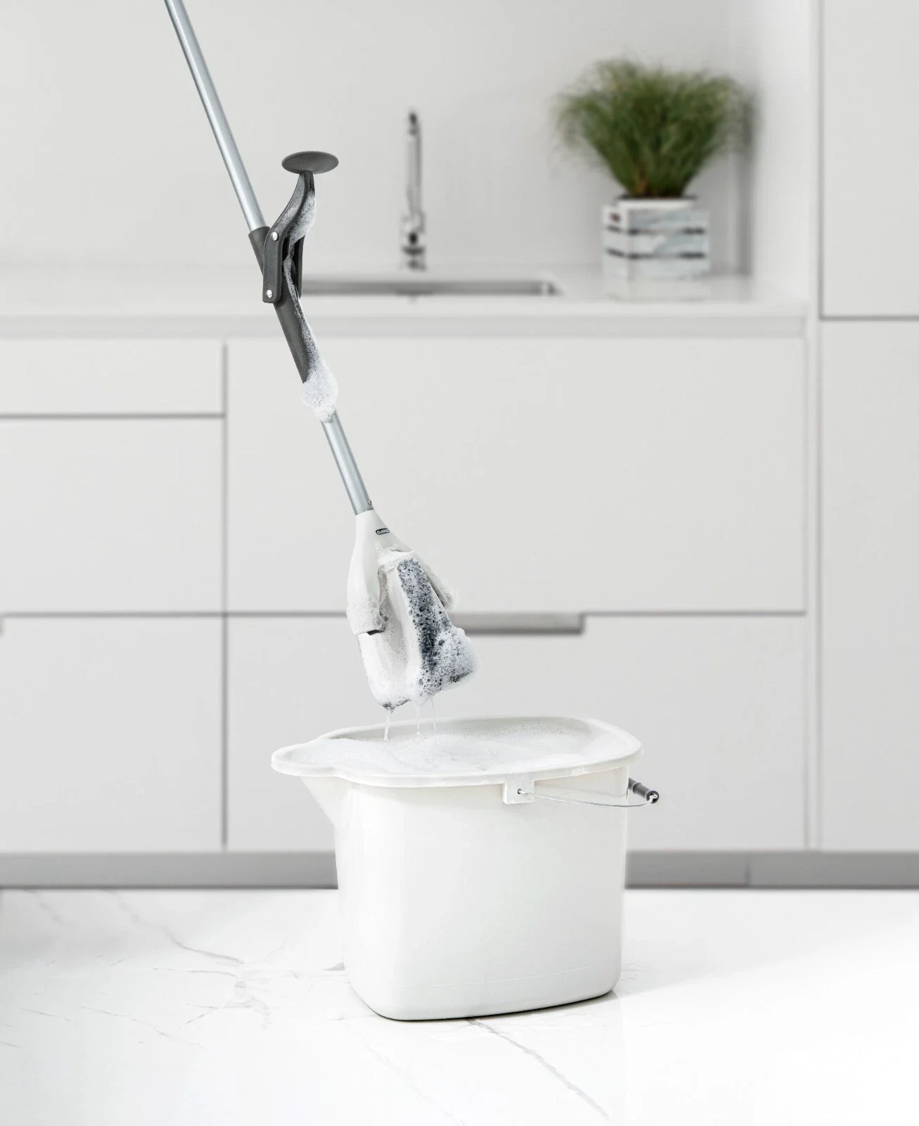 Superio Microfiber Self-Wring Mop | Washable Pad - Image 6