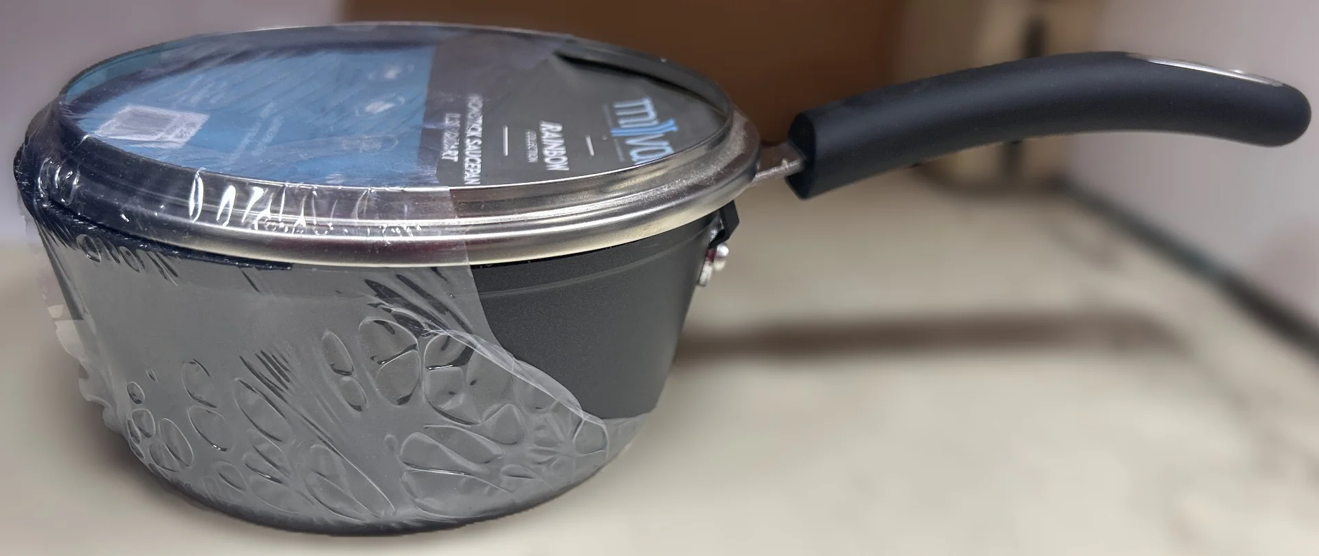 Non Stick Sauce Pot 1.25QT Black Handle