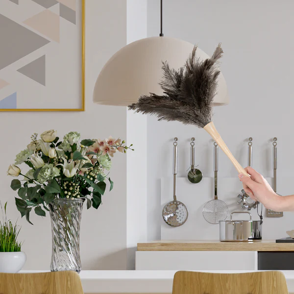 Ostrich Feather Duster Superio - Image 4